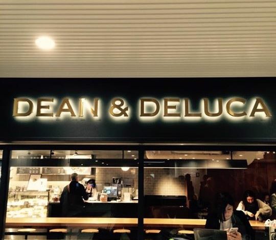 新大阪駅DEAN & DELUCA
