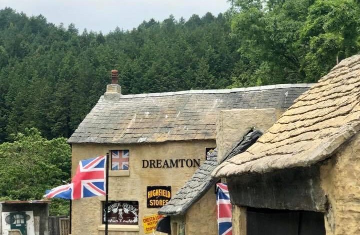 京都亀岡の山奥に再現されたイギリスの街
