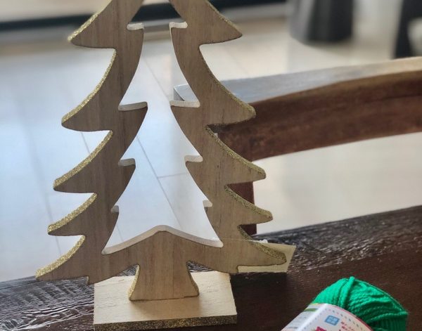 朝からクリスマス工作