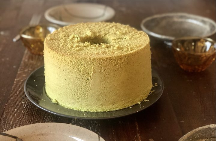 手作り抹茶シフォンケーキ