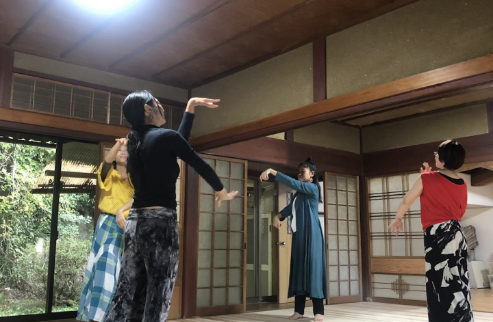 女神のベリーダンス
