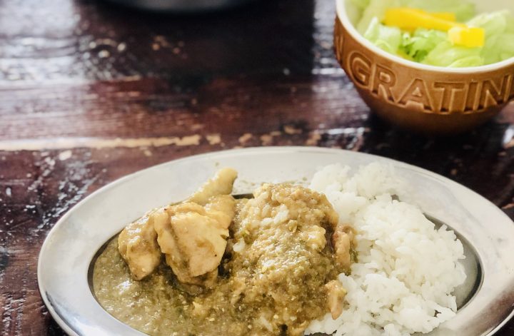 お昼はタイ風カレー