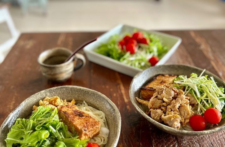 今日のお昼は冷麺🎵大好きな器で